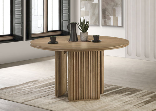 Table à manger ronde Adina en bois brun clair vieilli de 53 pouces